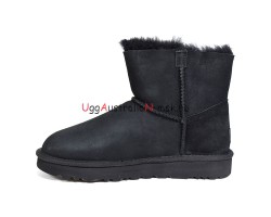 UGG MINI BAILEY LOGO STRAP SUEDE BLACK