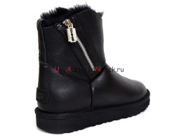 UGG MINI OBLIQUE ZIP BLACK