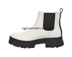 UGG ASHTON CHELSEA BOOT WHITE