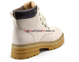 UGG TROPHY BOOT WOMENS SAND