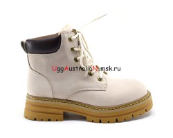 UGG TROPHY BOOT WOMENS SAND