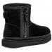 UGG CLASSIC MINI ZIPPER TAPE LOGO BLACK