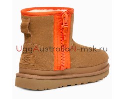 UGG CLASSIC MINI ZIPPER TAPE LOGO CHESTNUT