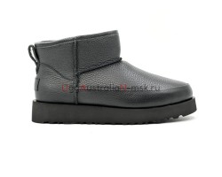 UGG CLASSIC SUGAR ULTRA MINI BLACK