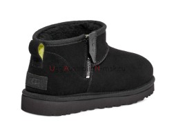 UGG WOMEN'S ULTRA MINI BLACK ZIP