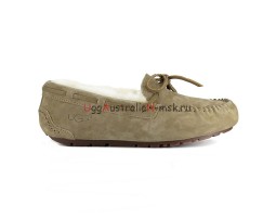  UGG DAKOTA OLIVE