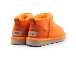 UGG CLASSIC II ULTRA MINI CALIFORNIA POPPY