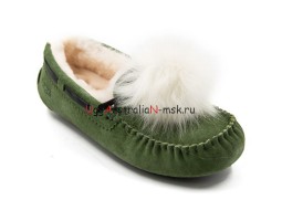 UGG WOMEN'S DAKOTA POM POM GREEN