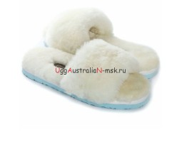 UGG FLUFF SLIDE SLIPPERS WHITE
