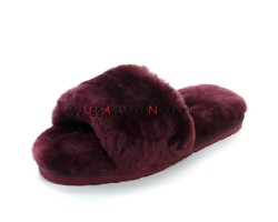 UGG FLUFF SLIDE SLIPPERS DARK PURPLE