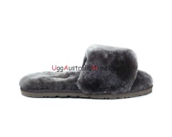 UGG FLUFF SLIDE SLIPPERS GREY