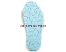 UGG FLUFF SLIDE SLIPPERS WHITE