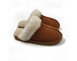 UGG SLIPPER COQUETTE CHESTNUT