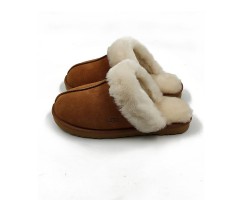 UGG SLIPPER COQUETTE CHESTNUT